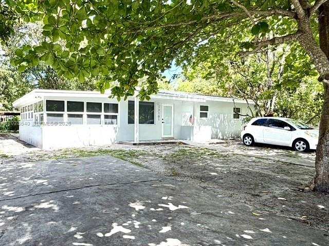 17101 NW 29th Pl, Miami Gardens FL 33056