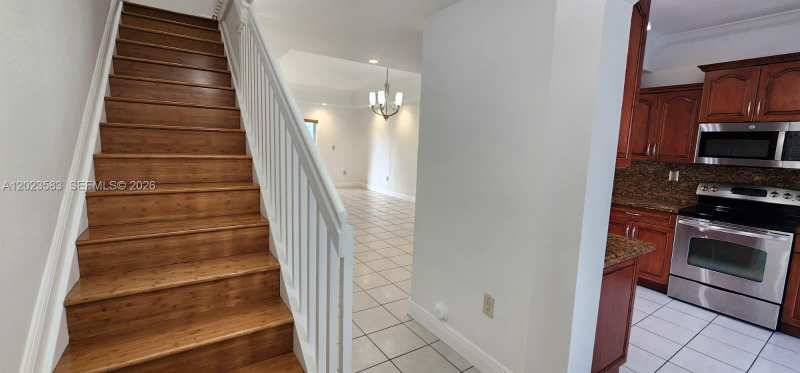 8960 W Flagler St # 3, Miami FL 33174