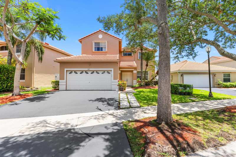 907 Stanton Drive, Weston FL 33326