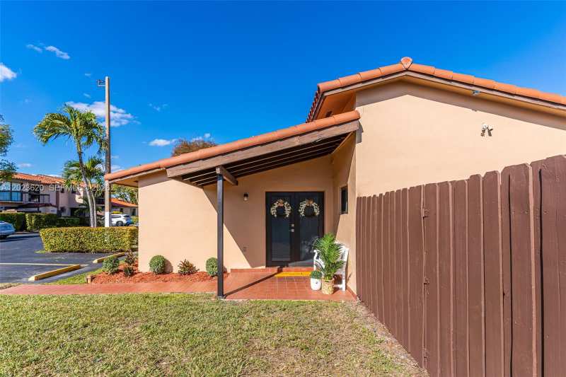 3815 SW 82nd Ave # 41, Miami FL 33155