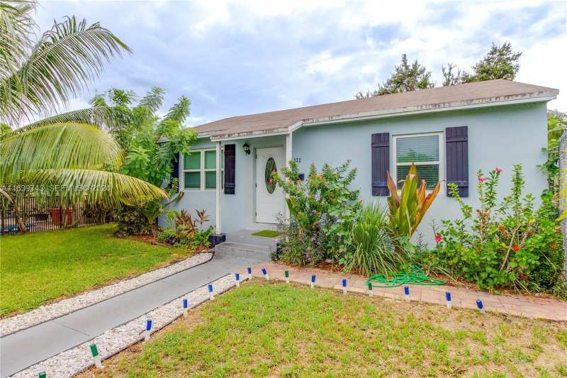 322 N C Street, FL 33460