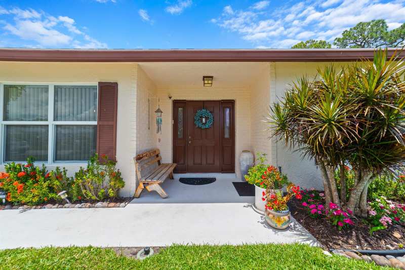 6303 Silver Moon Lane, FL 33463