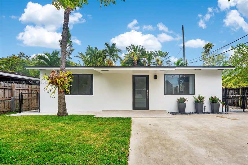 6566 SW 35th St, Miami FL 33155