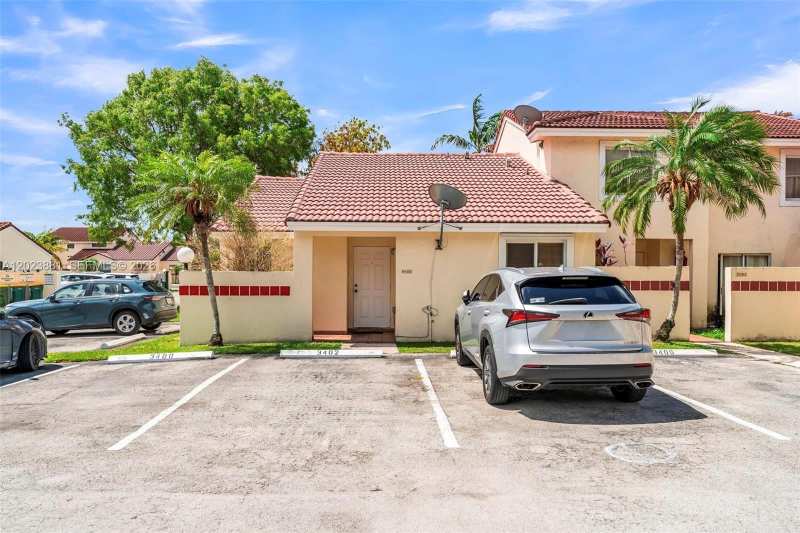 3400 San Remo Cir, Homestead FL 33035