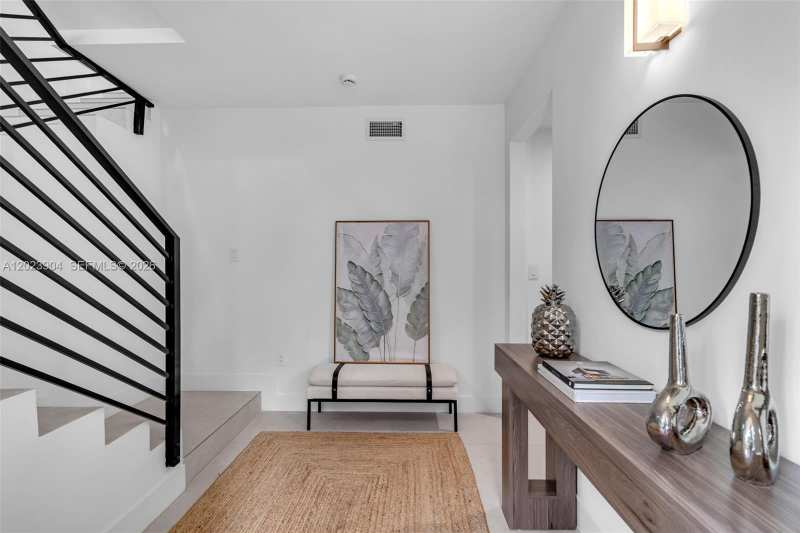 721 SW 11th Street # G, Miami FL 33129