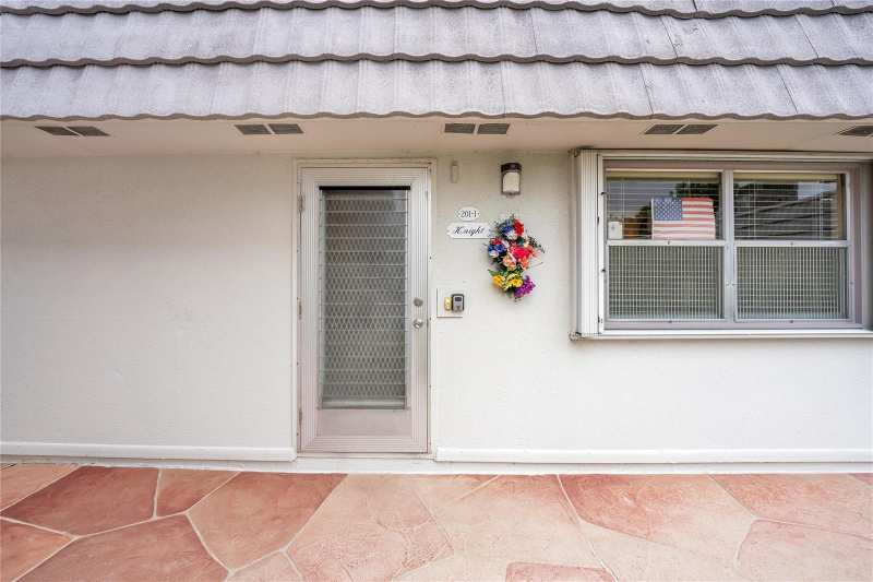 201 Valencia I, Delray Beach FL 33446