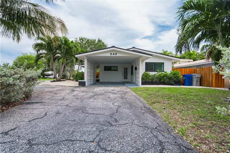 240 NE 25th Avenue, Pompano Beach FL 33062