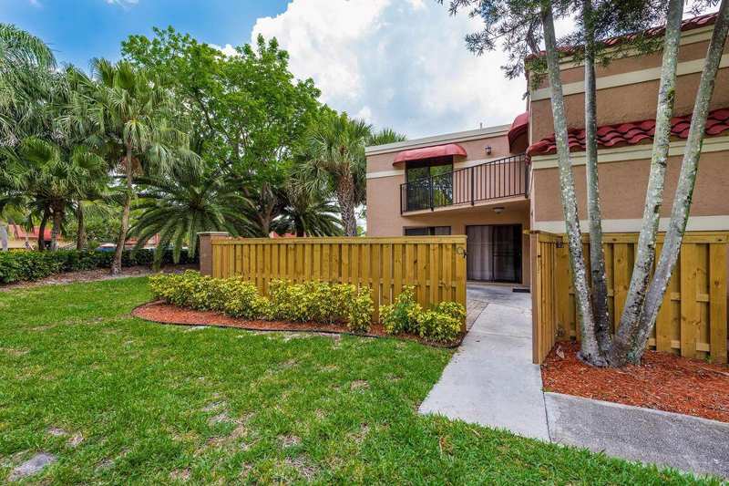8050 Severn Drive # C, Boca Raton FL 33433