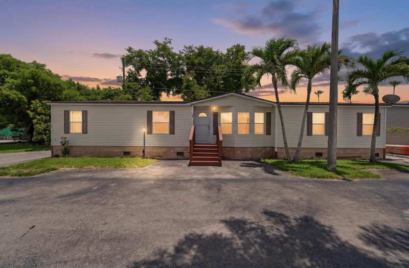 220 NE 12th Avenue # 44, Homestead FL 33030