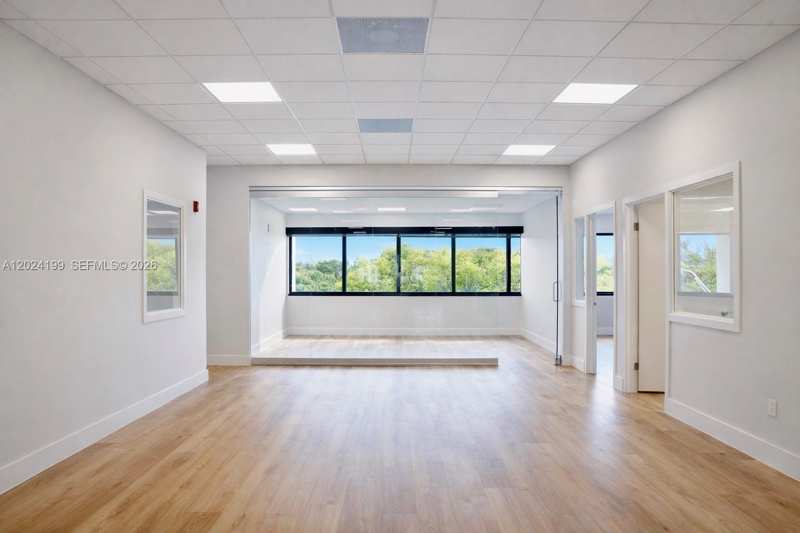 1541 Sunset Dr # 300, Coral Gables FL 33143