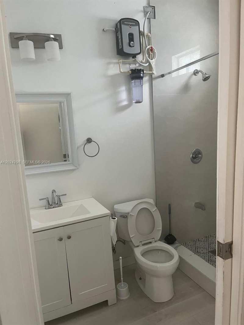 2130 Plunkett Ct # 1, Hollywood FL 33020
