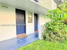 5495 NW 10th Ct # 104, Plantation FL 33313