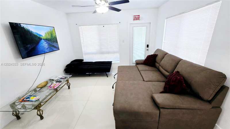 139 NW 14th Way, Dania Beach FL 33004