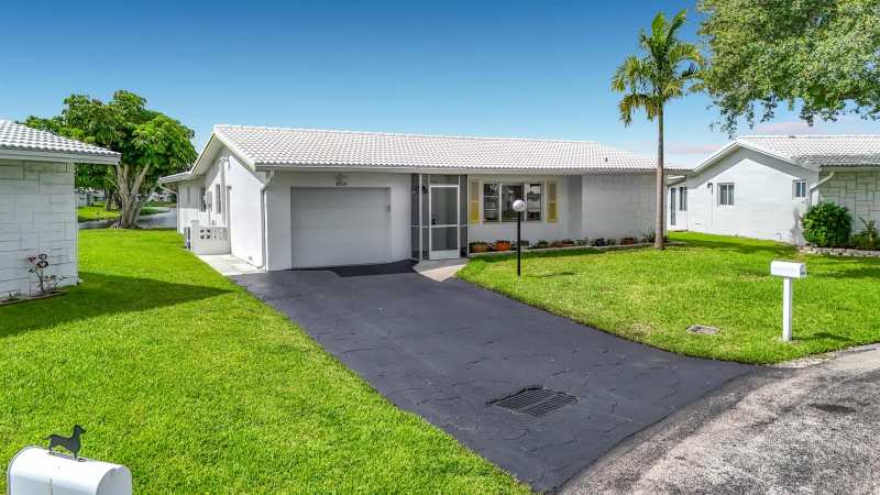 8504 NW 14th Street, Plantation FL 33322