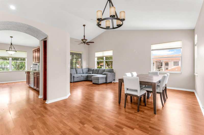 8550 Via Romana # 2, Boca Raton FL 33496