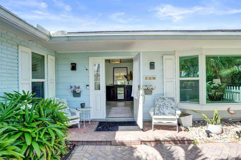710 NW 1st Avenue, Delray Beach FL 33444