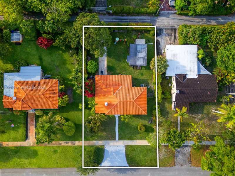 181 NW 110th St, Miami Shores FL 33168