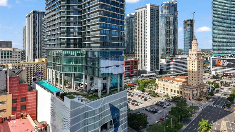 398 NE 5th St # 2310, Miami FL 33132