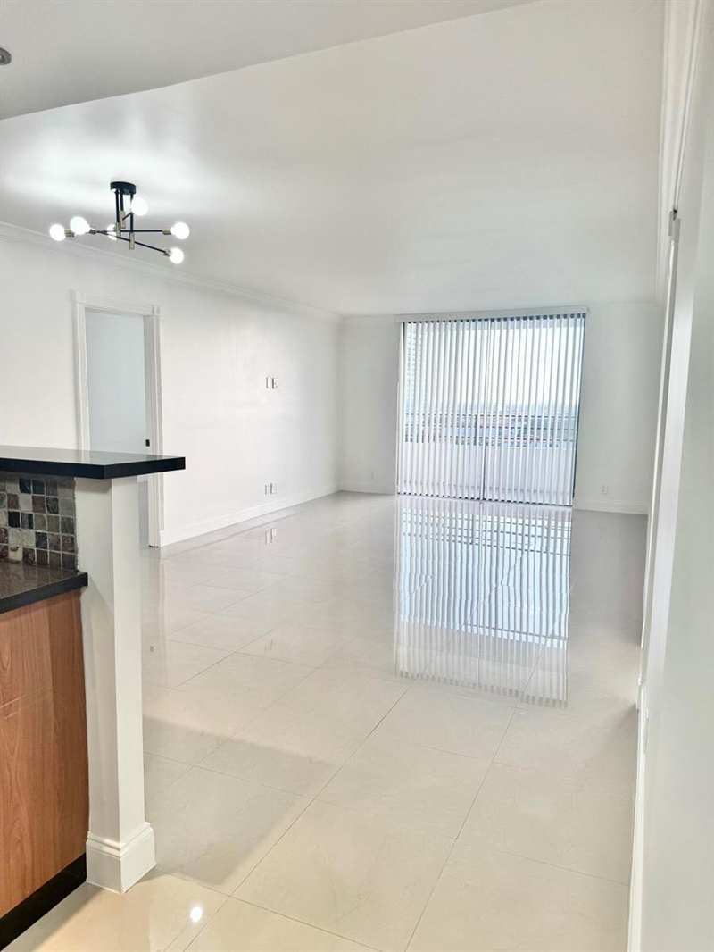 600 Three Islands Boulevard # 1108, Hallandale Beach FL 33009