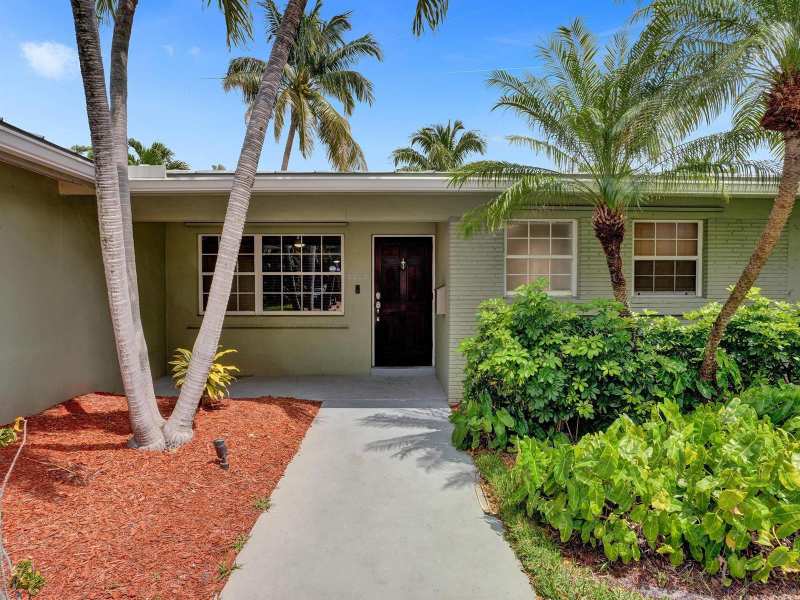 4440 NE 17th Terrace, Oakland Park FL 33334