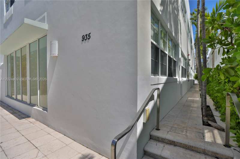 935 Euclid Ave # 6, Miami Beach FL 33139