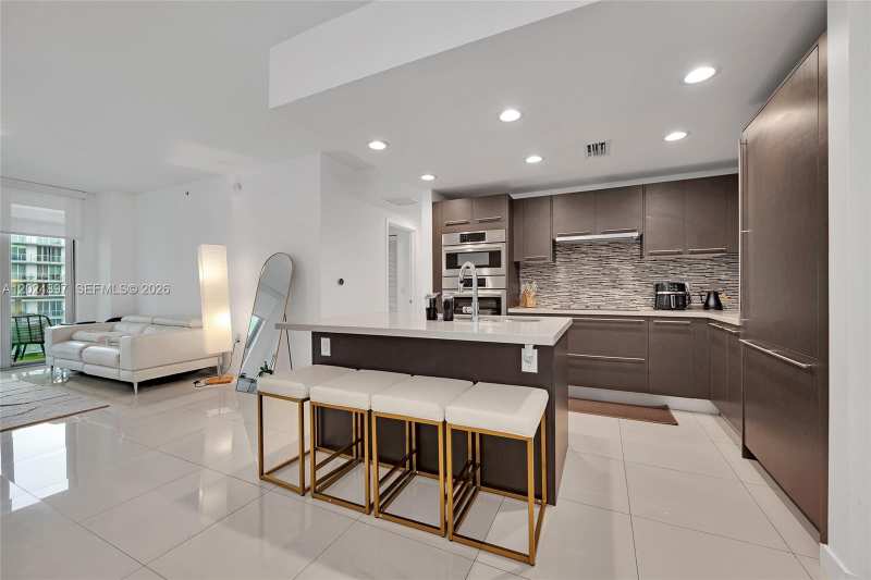 7825 NW 107th Ave # 507, Doral FL 33178