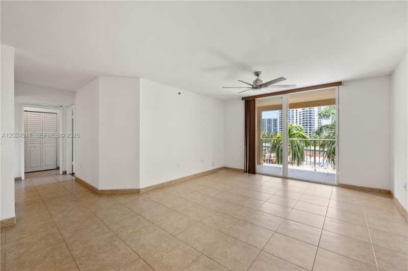 19501 E Country Club Dr # 9508, Aventura FL 33180