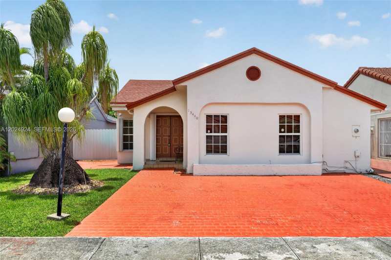 13440 SW 28th St, Miami FL 33175