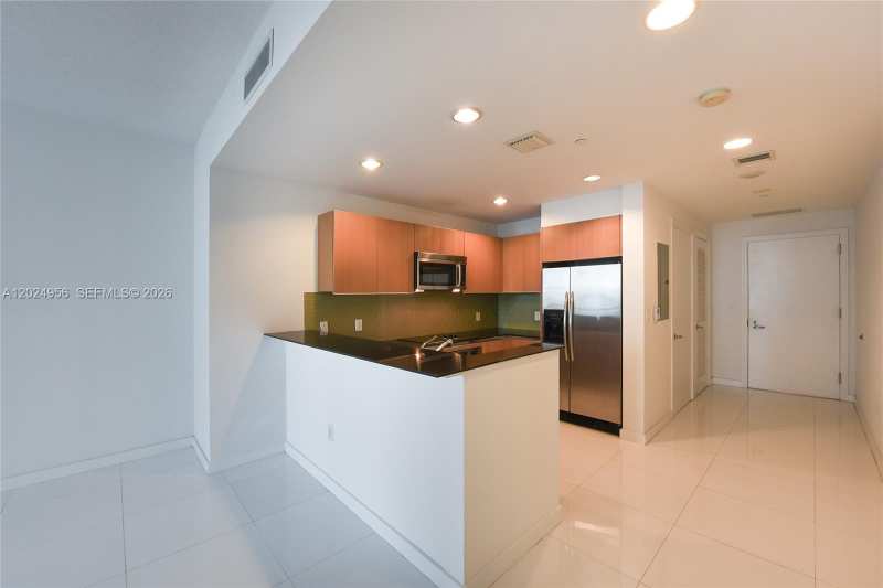 1060 Brickell Ave # 1715, Miami FL 33131