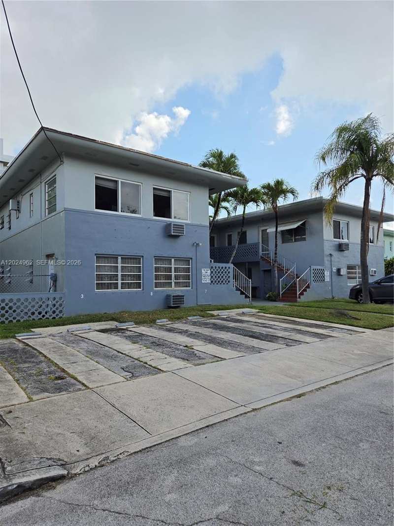 511 NE 82nd Ter, Miami FL 33138