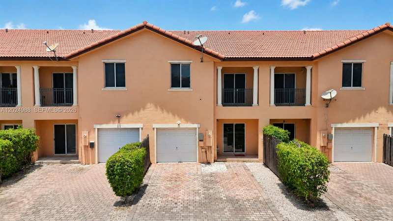 11276 SW 229th Ter, Miami FL 33170