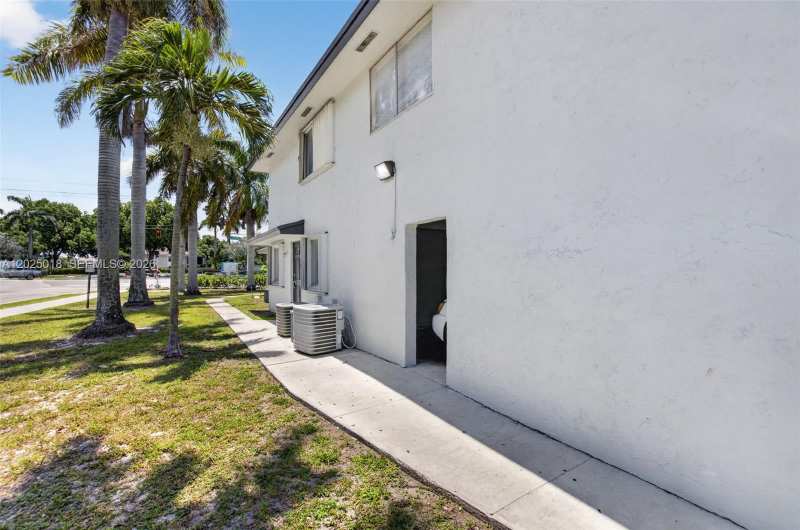 2109 Catherine Dr # 4, Delray Beach FL 33445
