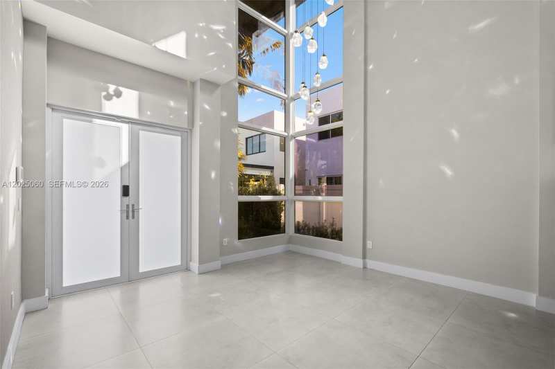 7534 NW 98th Ave, Doral FL 33178