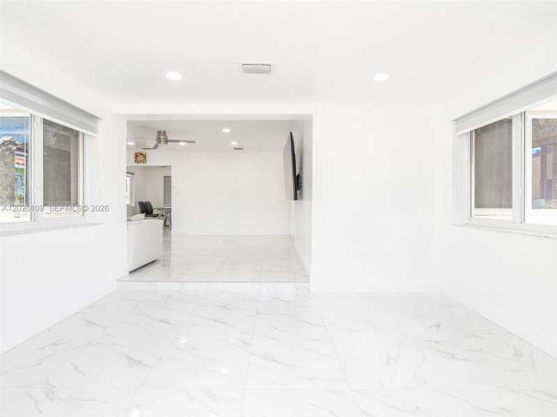 3375 SW 1st St, Miami FL 33135