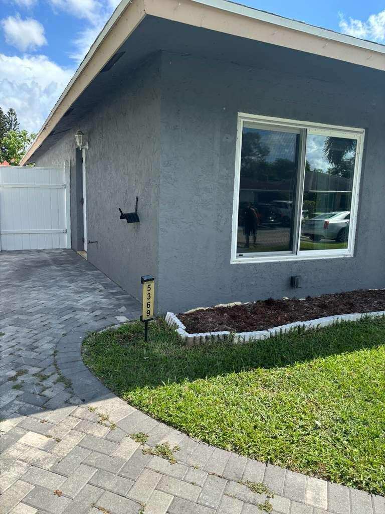 5369 Gene Circle, West Palm Beach FL 33415