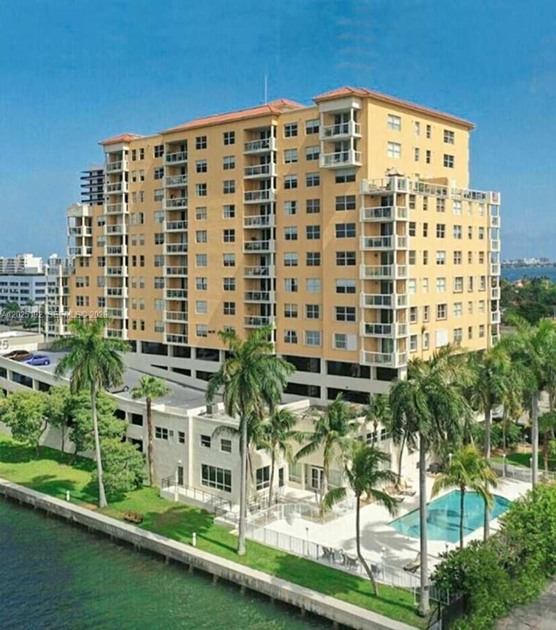 1625 Kennedy Cswy # 1207C, North Bay Village FL 33141