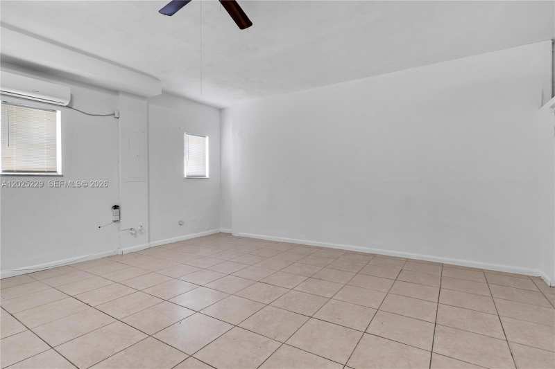 15251 NW 89th Ave #A # A, Miami Lakes FL 33018