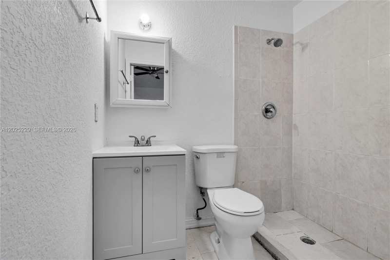 15251 NW 89th Ave #A # A, Miami Lakes FL 33018