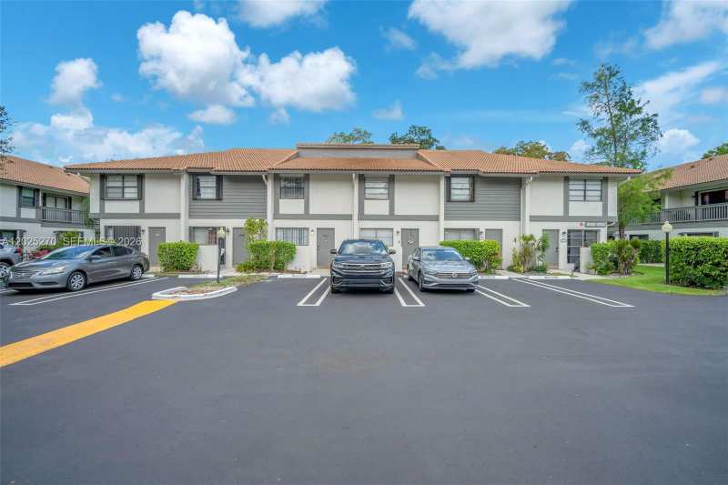 9764 NW 14th St # 23, Coral Springs FL 33071