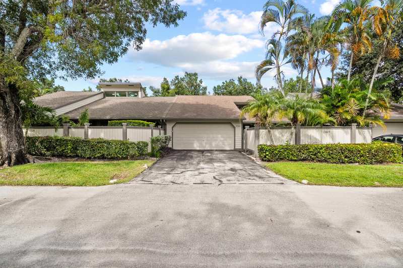 13324 Bedford Mews Court, Wellington FL 33414