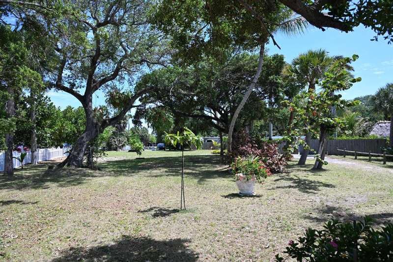18019 N Highway A1a, Jupiter FL 33477