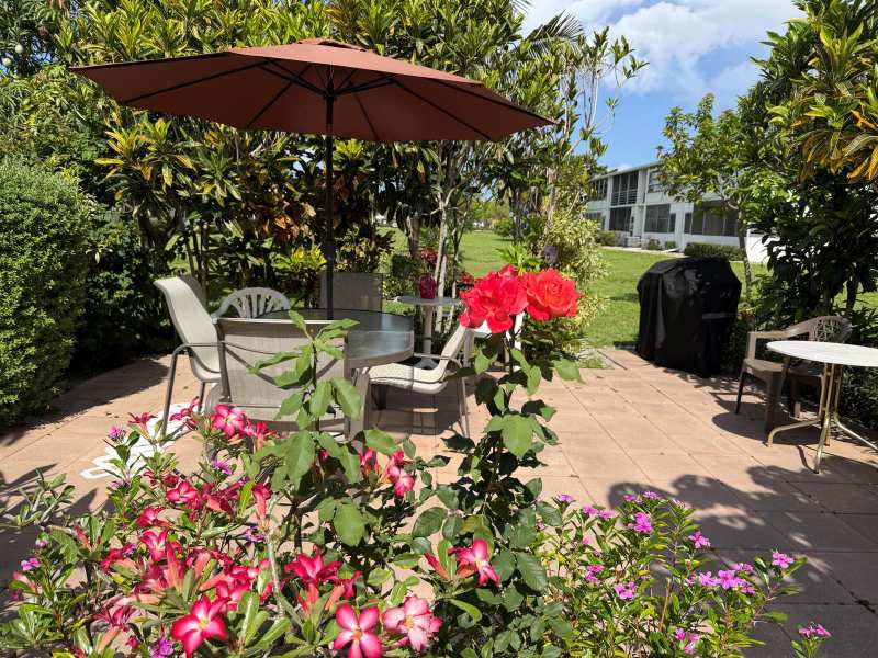 162 Windsor H, West Palm Beach FL 33417