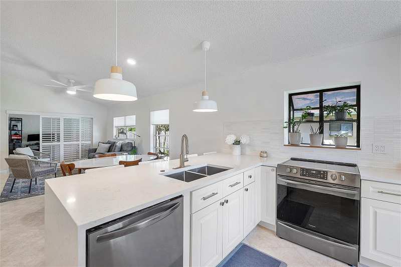 8230 Springtree Road, Boca Raton FL 33496