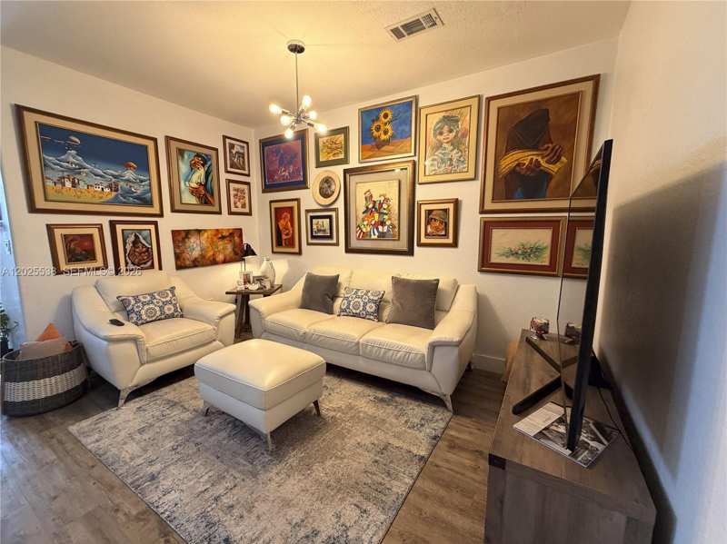 5420 NW 107th Ave # 303, Doral FL 33178