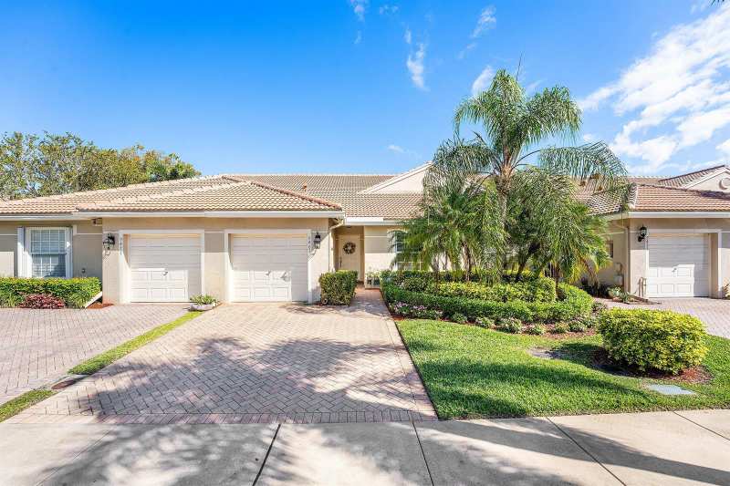 9463 Swansea Lane, West Palm Beach FL 33411