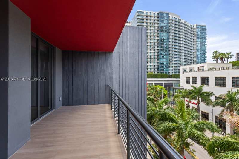 90 NE 32ND ST # 506, Miami FL 33137