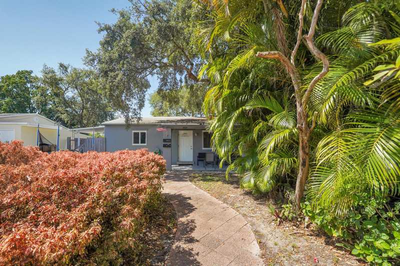 2620 Harding Street, Hollywood FL 33020