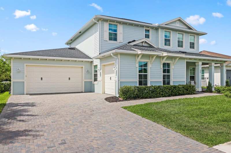 660 Hookline Circle, Loxahatchee FL 33470