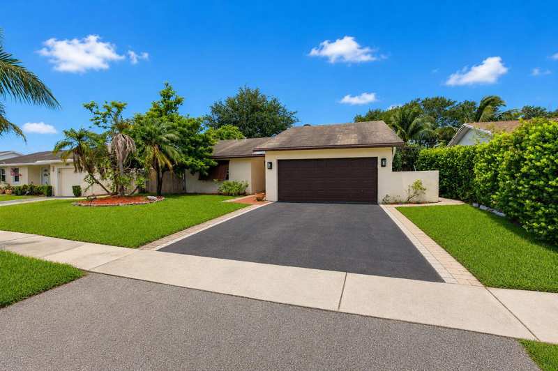 9510 Affirmed Lane, Boca Raton FL 33496