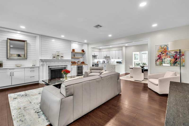 746 NE 16th Terrace, Fort Lauderdale FL 33304